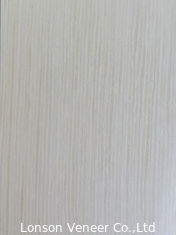 MDFの偵察の木製のベニヤE1の四分の一はホワイト オークのベニヤの室内装飾を鋸で挽いた